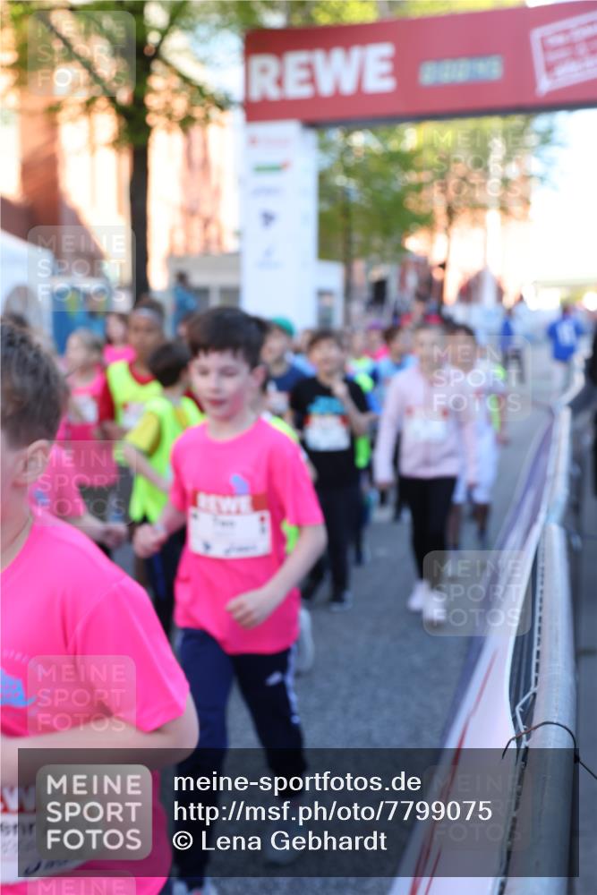 25.04.2025 - Das Zehntel Lena Gebhardt http://msf.ph/oto/7799075 26.04.2025 07:32:39 Allgemein zum Event  meine-sportfotos.de