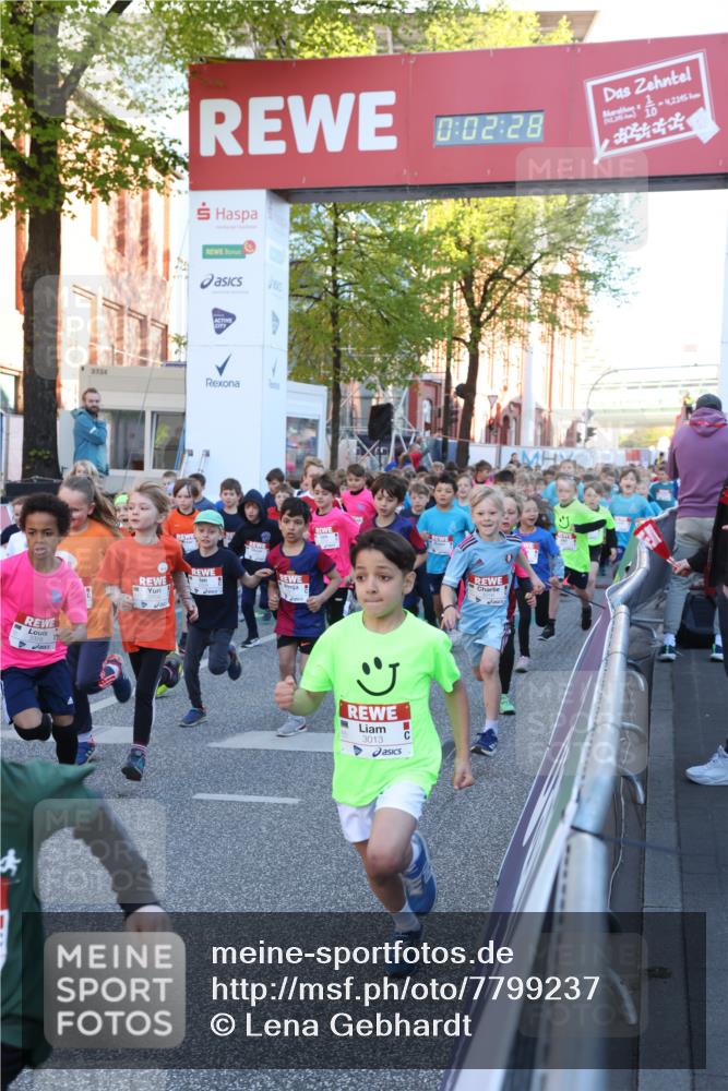 25.04.2025 - Das Zehntel Lena Gebhardt http://msf.ph/oto/7799237 26.04.2025 07:34:22 Allgemein zum Event 2724, 02, 28, 4, 2145, 3013 meine-sportfotos.de