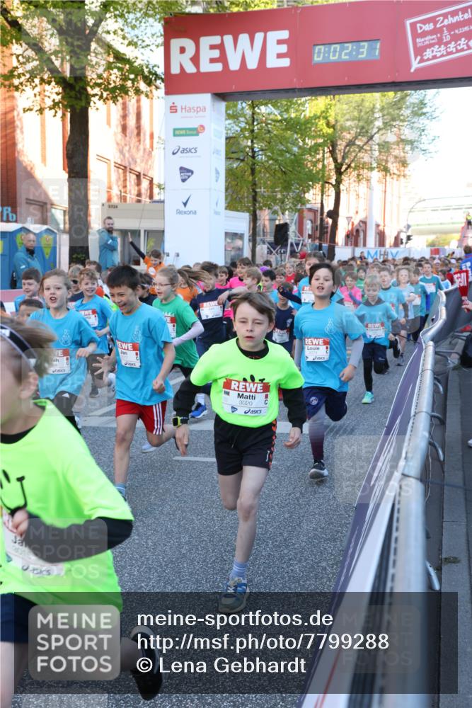 25.04.2025 - Das Zehntel Lena Gebhardt http://msf.ph/oto/7799288 26.04.2025 07:34:24 Allgemein zum Event 0, 02, 3, 2724, 3020, 2015, 2074, 4, 2145 meine-sportfotos.de