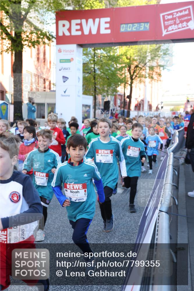 25.04.2025 - Das Zehntel Lena Gebhardt http://msf.ph/oto/7799355 26.04.2025 07:34:28 Allgemein zum Event 708, 0, 02, 34, 1882, 1874, 1878 meine-sportfotos.de