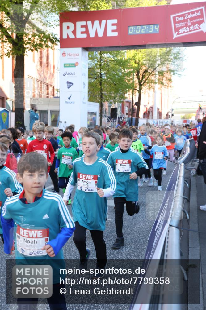 25.04.2025 - Das Zehntel Lena Gebhardt http://msf.ph/oto/7799358 26.04.2025 07:34:28 Allgemein zum Event 0, 02, 34, 42345, 3724, 1874, 1878, 1873 meine-sportfotos.de