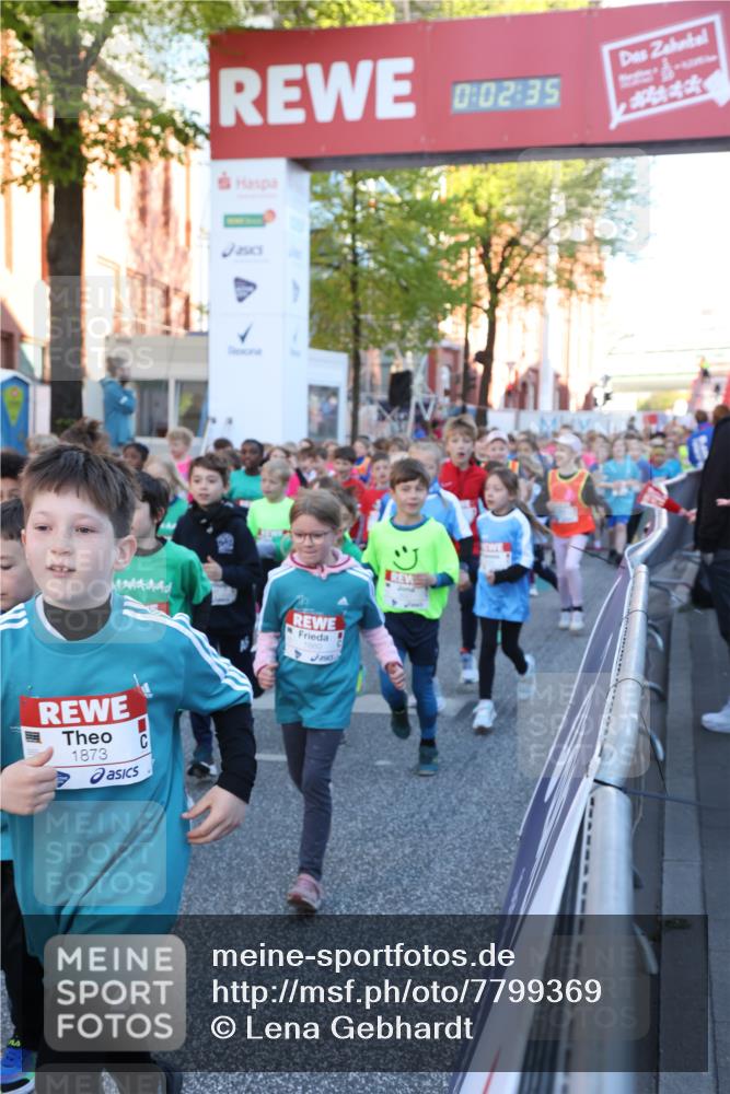 25.04.2025 - Das Zehntel Lena Gebhardt http://msf.ph/oto/7799369 26.04.2025 07:34:29 Allgemein zum Event 1873, 0, 02, 35, 1880 meine-sportfotos.de