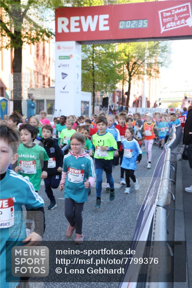 25.04.2025 - Das Zehntel Lena Gebhardt http://msf.ph/oto/7799376 26.04.2025 07:34:29 Allgemein zum Event 02, 35, 8236, 1880 meine-sportfotos.de