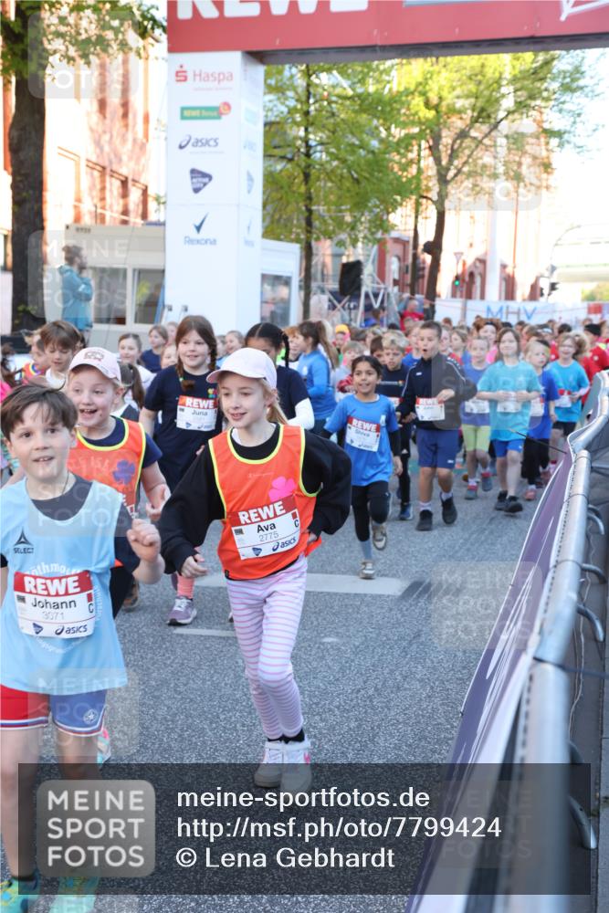 25.04.2025 - Das Zehntel Lena Gebhardt http://msf.ph/oto/7799424 26.04.2025 07:34:31 Allgemein zum Event 3071, 2775 meine-sportfotos.de