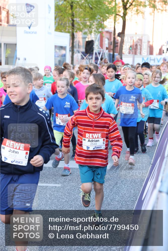 25.04.2025 - Das Zehntel Lena Gebhardt http://msf.ph/oto/7799450 26.04.2025 07:34:33 Allgemein zum Event 2572, 2549, 1381 meine-sportfotos.de