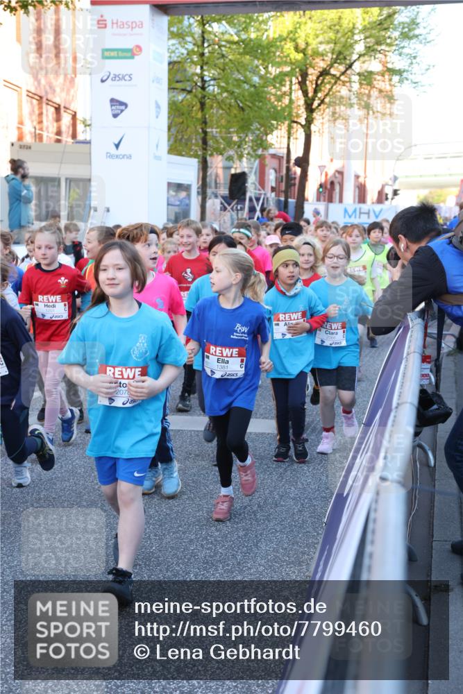25.04.2025 - Das Zehntel Lena Gebhardt http://msf.ph/oto/7799460 26.04.2025 07:34:35 Allgemein zum Event 1201, 2078, 1381, 345 meine-sportfotos.de