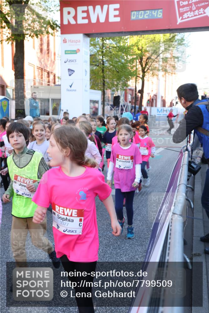 25.04.2025 - Das Zehntel Lena Gebhardt http://msf.ph/oto/7799509 26.04.2025 07:34:39 Allgemein zum Event 0, 02, 46, 2345, 3574, 3377, 2431 meine-sportfotos.de