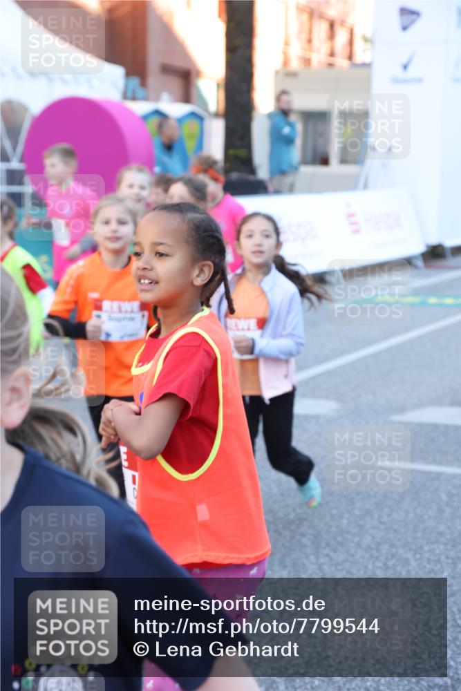 25.04.2025 - Das Zehntel Lena Gebhardt http://msf.ph/oto/7799544 26.04.2025 07:34:43 Allgemein zum Event 5 meine-sportfotos.de