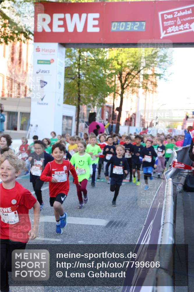 25.04.2025 - Das Zehntel Lena Gebhardt http://msf.ph/oto/7799606 26.04.2025 07:35:21 Allgemein zum Event 1813, 0, 03, 27, 8236 meine-sportfotos.de