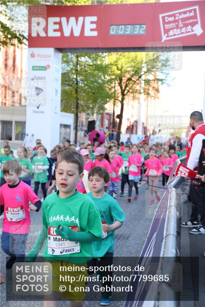 25.04.2025 - Das Zehntel Lena Gebhardt http://msf.ph/oto/7799685 26.04.2025 07:35:26 Allgemein zum Event 3279, 0, 03, 32, 1341, 8226 meine-sportfotos.de