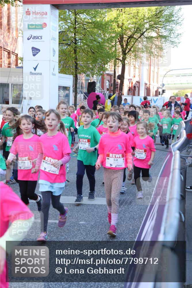 25.04.2025 - Das Zehntel Lena Gebhardt http://msf.ph/oto/7799712 26.04.2025 07:35:28 Allgemein zum Event 3298, 3274 meine-sportfotos.de