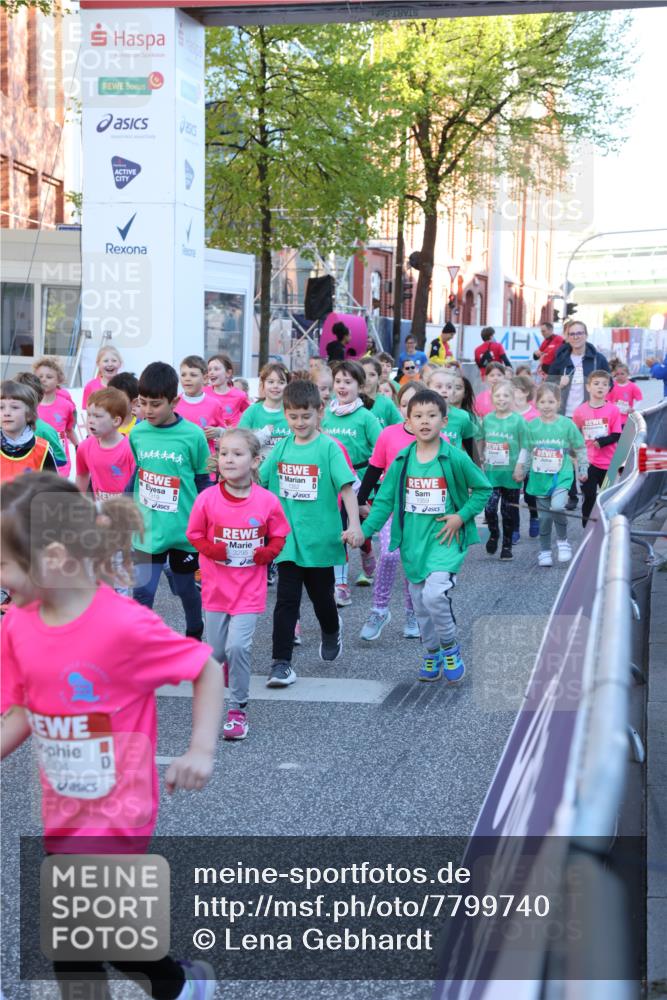 25.04.2025 - Das Zehntel Lena Gebhardt http://msf.ph/oto/7799740 26.04.2025 07:35:30 Allgemein zum Event 1319, 3295, 304 meine-sportfotos.de