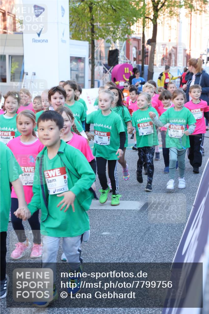 25.04.2025 - Das Zehntel Lena Gebhardt http://msf.ph/oto/7799756 26.04.2025 07:35:32 Allgemein zum Event 1333, 3272, 1359, 1326, 4444444, 4444444 meine-sportfotos.de