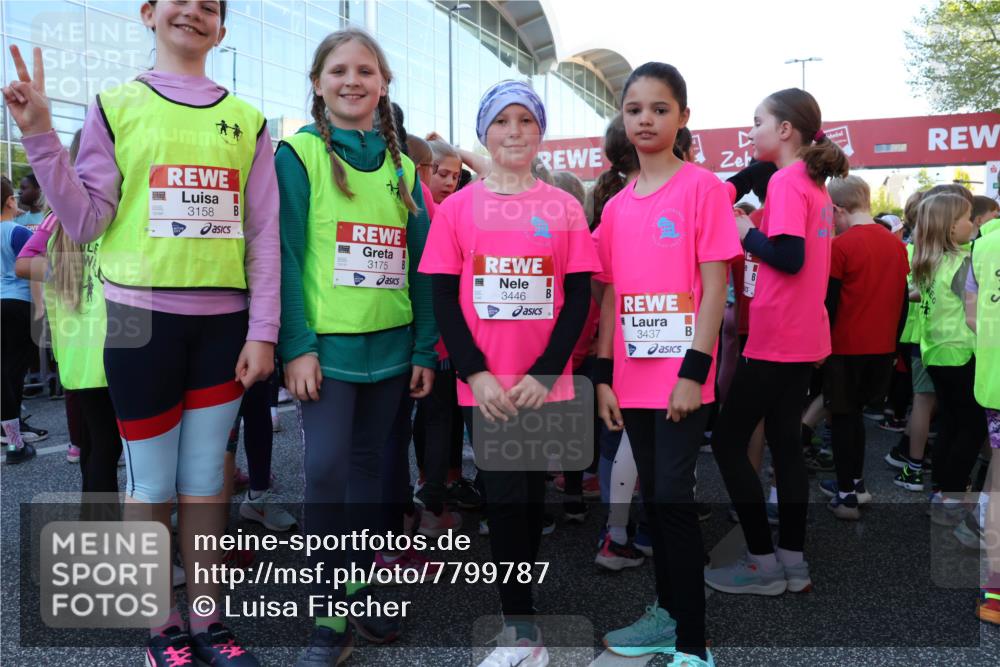 25.04.2025 - Das Zehntel Luisa Fischer http://msf.ph/oto/7799787 26.04.2025 08:23:35 Allgemein zum Event 3158, 3158, 3175, 3446, 3437, 1 meine-sportfotos.de