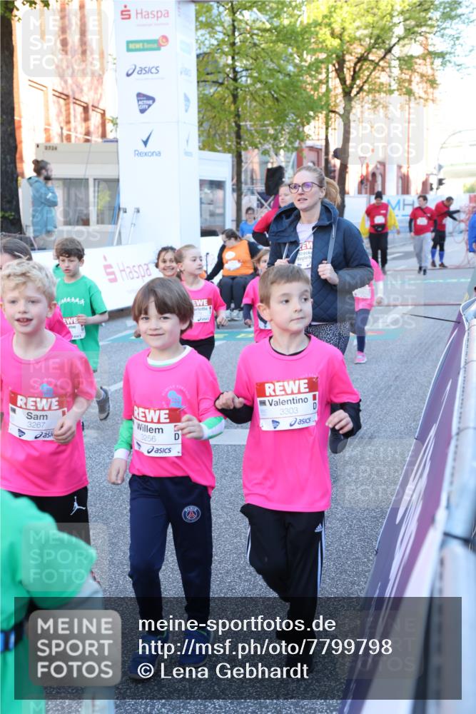 25.04.2025 - Das Zehntel Lena Gebhardt http://msf.ph/oto/7799798 26.04.2025 07:35:35 Allgemein zum Event 2724, 3267, 3256, 3303 meine-sportfotos.de