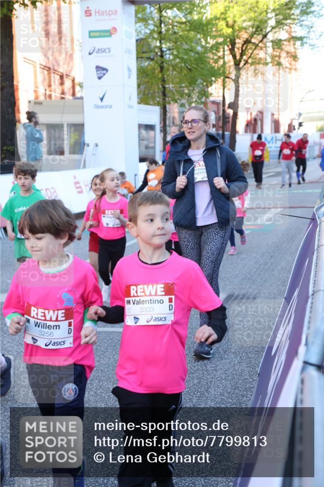 25.04.2025 - Das Zehntel Lena Gebhardt http://msf.ph/oto/7799813 26.04.2025 07:35:35 Allgemein zum Event 3256, 3303 meine-sportfotos.de