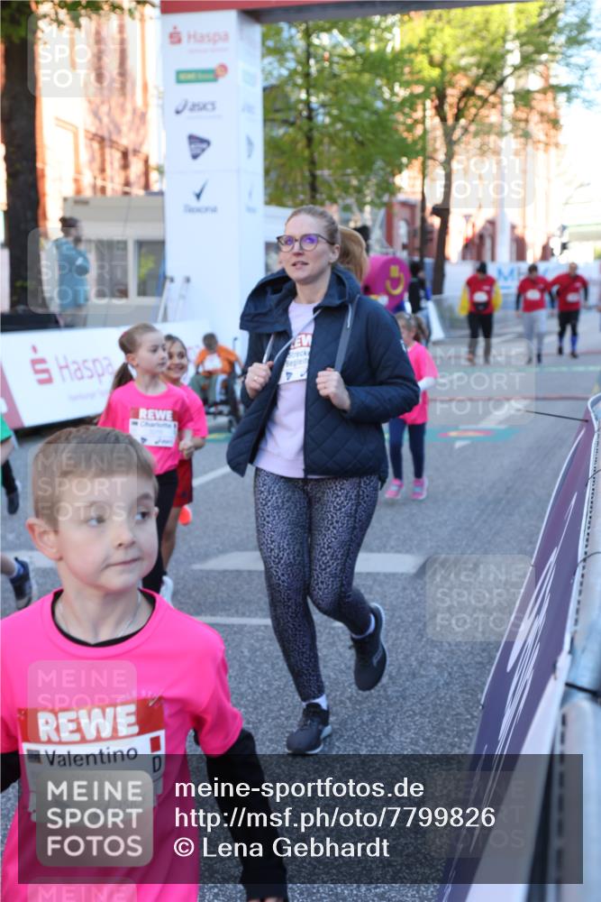 25.04.2025 - Das Zehntel Lena Gebhardt http://msf.ph/oto/7799826 26.04.2025 07:35:35 Allgemein zum Event 3303 meine-sportfotos.de