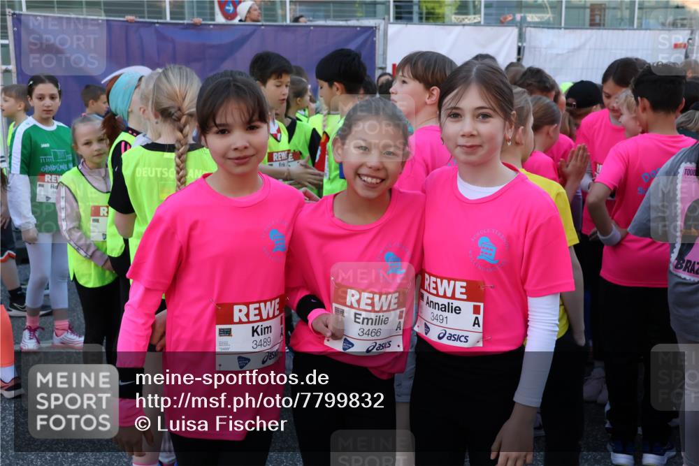 25.04.2025 - Das Zehntel Luisa Fischer http://msf.ph/oto/7799832 26.04.2025 08:26:39 Allgemein zum Event 3489, 3489, 3466, 3491 meine-sportfotos.de
