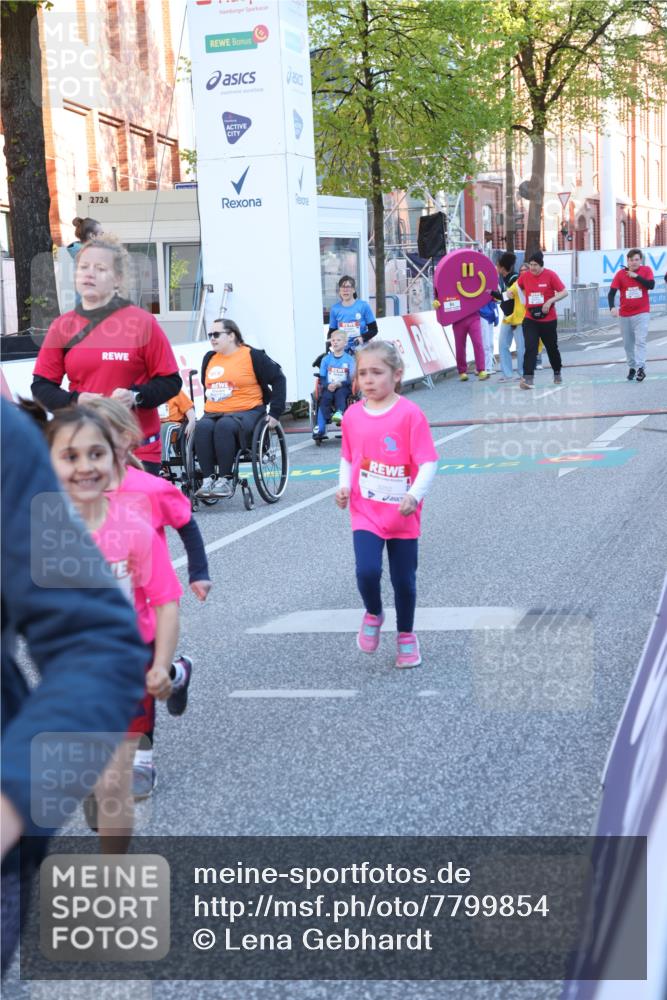 25.04.2025 - Das Zehntel Lena Gebhardt http://msf.ph/oto/7799854 26.04.2025 07:35:37 Allgemein zum Event 2724 meine-sportfotos.de