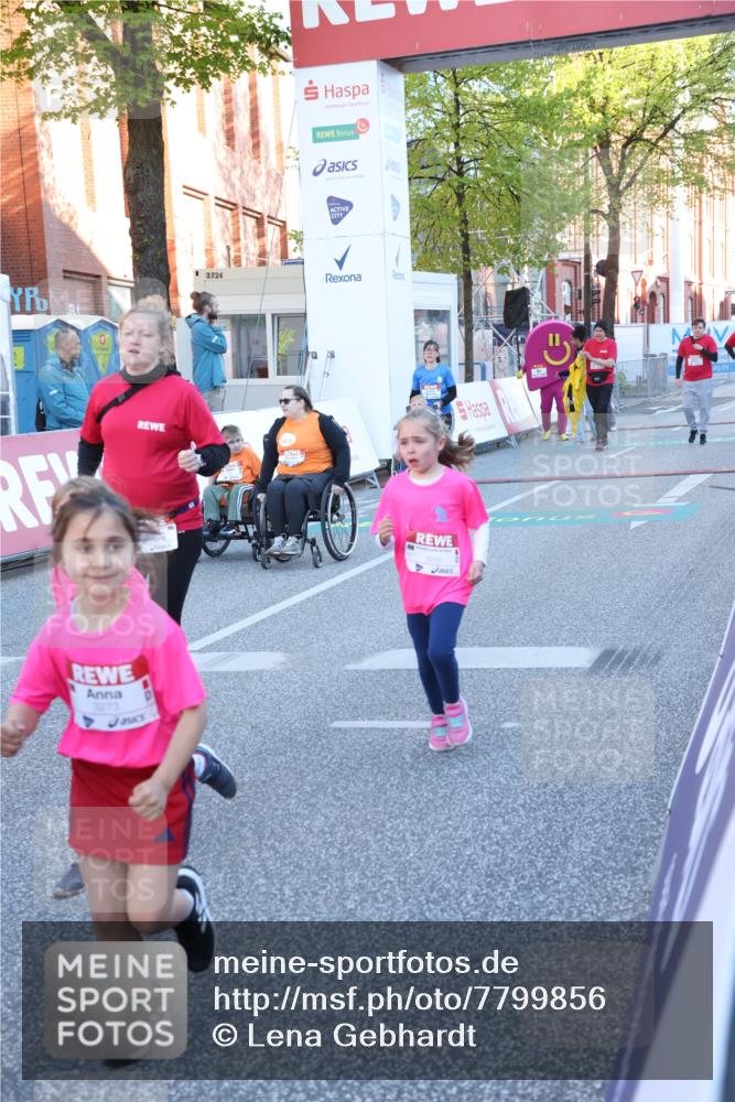 25.04.2025 - Das Zehntel Lena Gebhardt http://msf.ph/oto/7799856 26.04.2025 07:35:37 Allgemein zum Event 0, 3273, 2724 meine-sportfotos.de