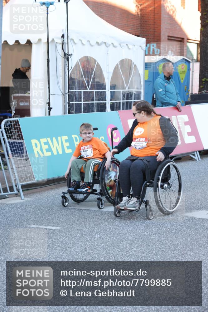 25.04.2025 - Das Zehntel Lena Gebhardt http://msf.ph/oto/7799885 26.04.2025 07:35:39 Allgemein zum Event 3749 meine-sportfotos.de