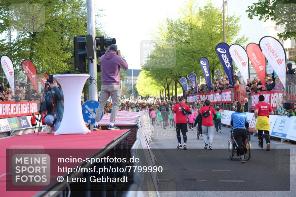 25.04.2025 - Das Zehntel Lena Gebhardt http://msf.ph/oto/7799990 26.04.2025 07:35:56 Allgemein zum Event 26, 92, 9, 2492, 9, 249269 meine-sportfotos.de