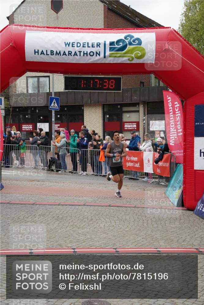 04.05.2025 - 8. Wedeler Halbmarathon Felixshl http://msf.ph/oto/7815196 04.05.2025 11:17:37 Ziel 1184, 1207 meine-sportfotos.de