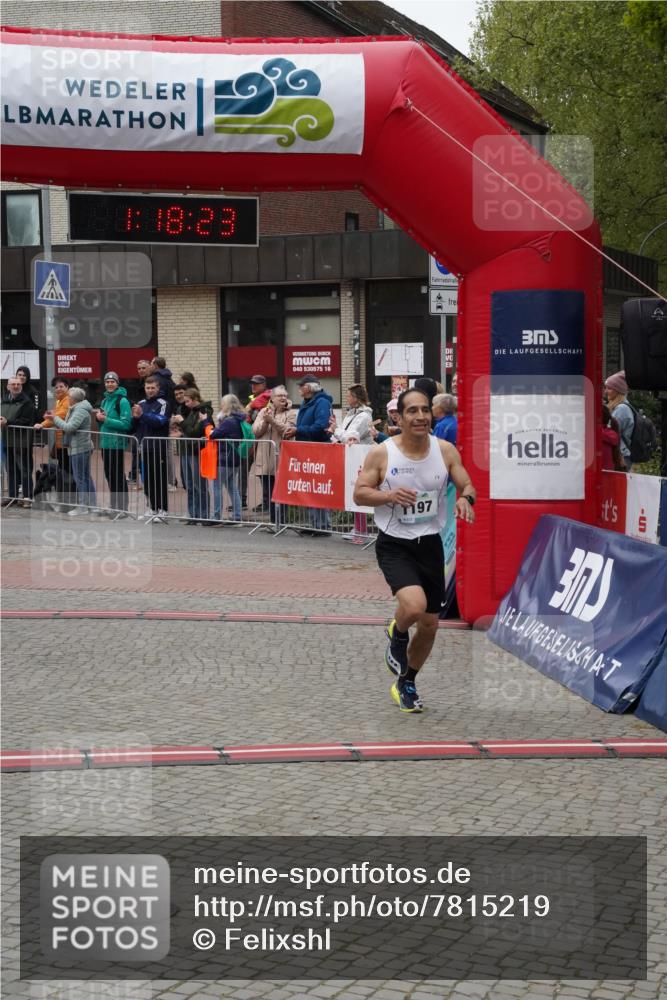 04.05.2025 - 8. Wedeler Halbmarathon Felixshl http://msf.ph/oto/7815219 04.05.2025 11:18:21 Ziel 1197 meine-sportfotos.de