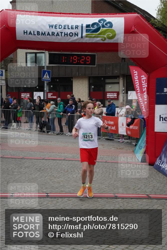 04.05.2025 - 8. Wedeler Halbmarathon Felixshl http://msf.ph/oto/7815290 04.05.2025 11:19:27 Ziel 1213 meine-sportfotos.de