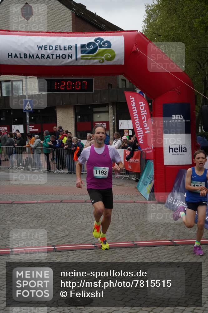 04.05.2025 - 8. Wedeler Halbmarathon Felixshl http://msf.ph/oto/7815515 04.05.2025 11:20:05 Ziel 424, 1193 meine-sportfotos.de