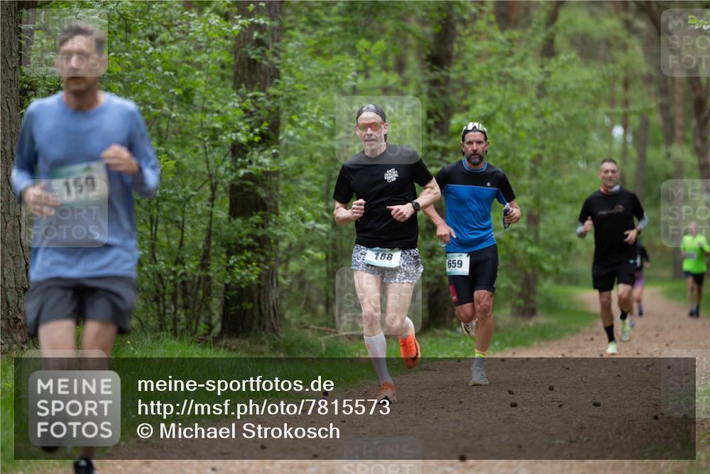 04.05.2025 - 8. Wedeler Halbmarathon Michael Strokosch http://msf.ph/oto/7815573 04.05.2025 10:31:23 Laufen 159, 188, 659 meine-sportfotos.de
