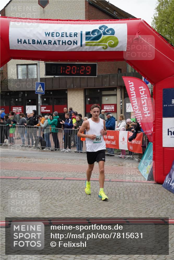 04.05.2025 - 8. Wedeler Halbmarathon Felixshl http://msf.ph/oto/7815631 04.05.2025 11:20:27 Ziel 952 meine-sportfotos.de