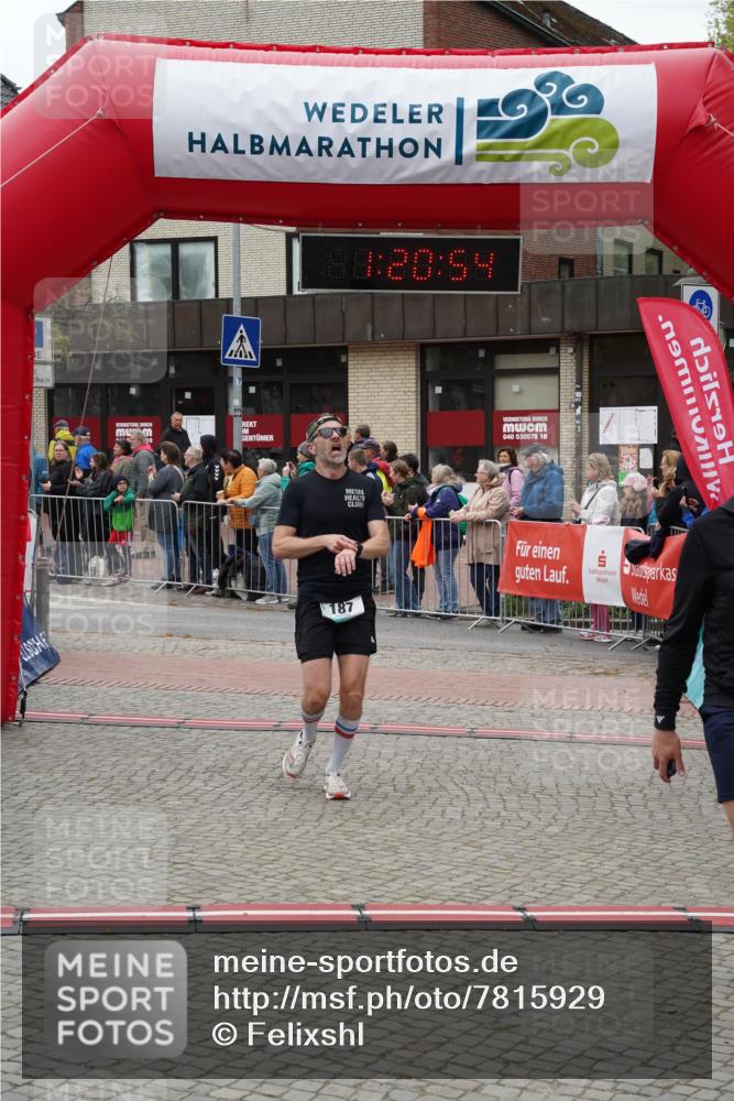 04.05.2025 - 8. Wedeler Halbmarathon Felixshl http://msf.ph/oto/7815929 04.05.2025 11:20:52 Ziel 187, 279 meine-sportfotos.de