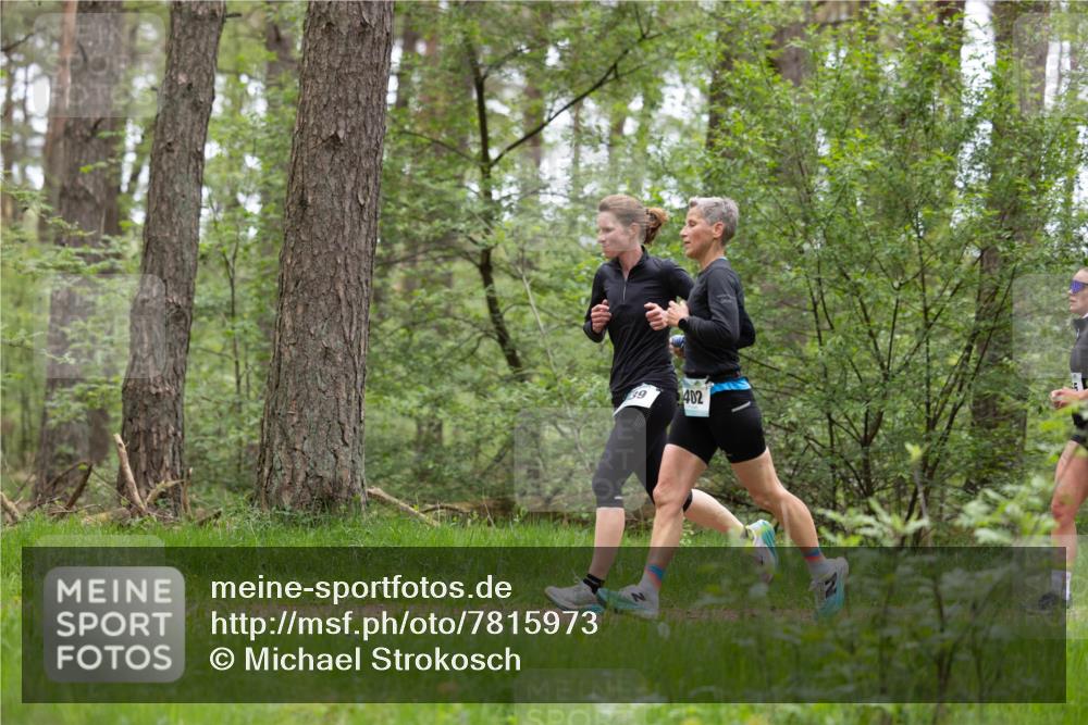 04.05.2025 - 8. Wedeler Halbmarathon Michael Strokosch http://msf.ph/oto/7815973 04.05.2025 10:36:54 Laufen 39, 402 meine-sportfotos.de