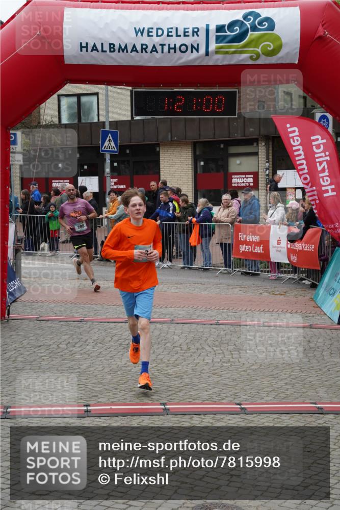 04.05.2025 - 8. Wedeler Halbmarathon Felixshl http://msf.ph/oto/7815998 04.05.2025 11:20:58 Ziel 187, 481, 788 meine-sportfotos.de