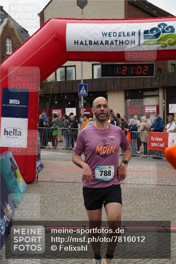 04.05.2025 - 8. Wedeler Halbmarathon Felixshl http://msf.ph/oto/7816012 04.05.2025 11:21:01 Ziel 481, 788 meine-sportfotos.de