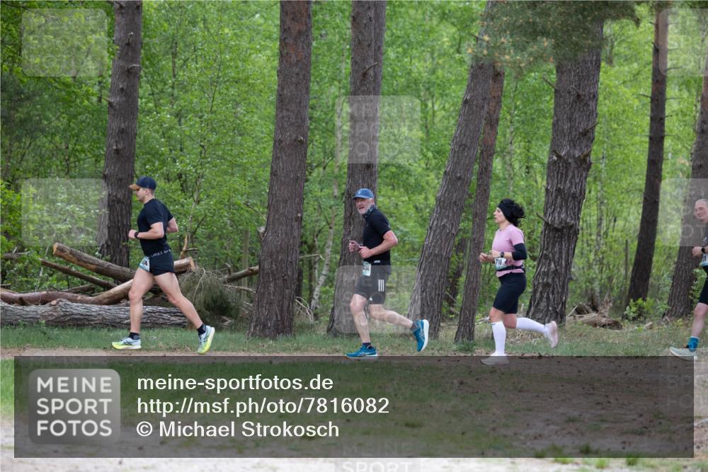 04.05.2025 - 8. Wedeler Halbmarathon Michael Strokosch http://msf.ph/oto/7816082 04.05.2025 10:41:10 Laufen 4, 710, 434 meine-sportfotos.de