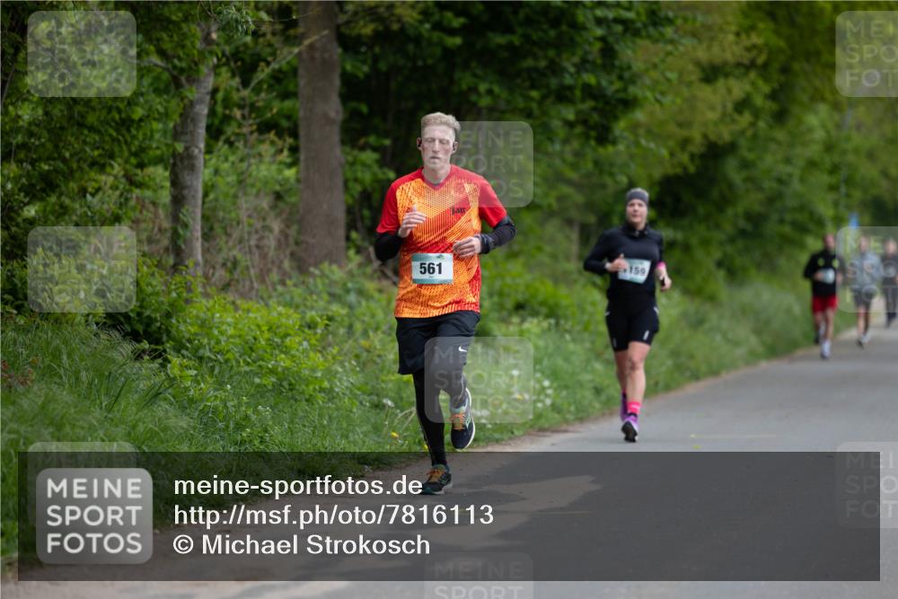 04.05.2025 - 8. Wedeler Halbmarathon Michael Strokosch http://msf.ph/oto/7816113 04.05.2025 10:46:36 Laufen 561, 159 meine-sportfotos.de