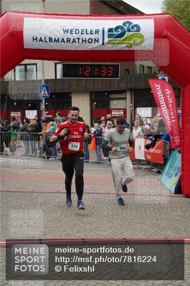 04.05.2025 - 8. Wedeler Halbmarathon Felixshl http://msf.ph/oto/7816224 04.05.2025 11:21:31 Ziel 368, 370, 1157 meine-sportfotos.de