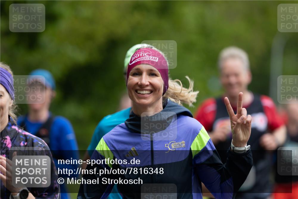 04.05.2025 - 8. Wedeler Halbmarathon Michael Strokosch http://msf.ph/oto/7816348 04.05.2025 10:49:38 Laufen 5 meine-sportfotos.de