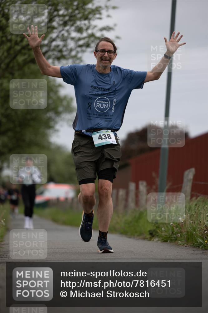04.05.2025 - 8. Wedeler Halbmarathon Michael Strokosch http://msf.ph/oto/7816451 04.05.2025 11:01:09 Laufen 2023, 438, 879 meine-sportfotos.de