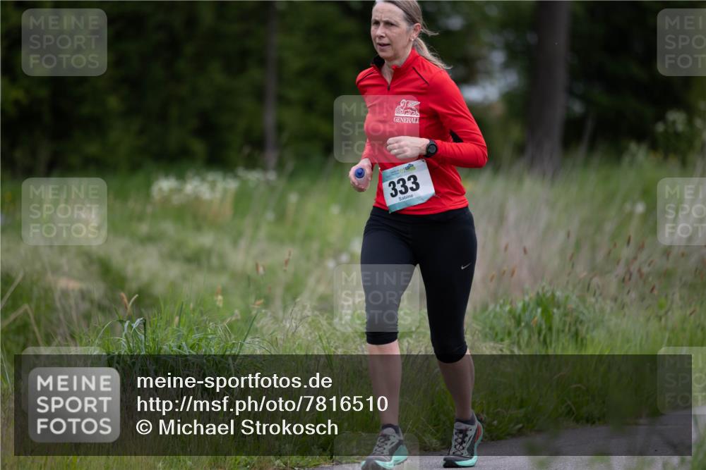 04.05.2025 - 8. Wedeler Halbmarathon Michael Strokosch http://msf.ph/oto/7816510 04.05.2025 11:13:00 Laufen 333 meine-sportfotos.de