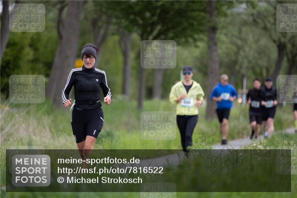04.05.2025 - 8. Wedeler Halbmarathon Michael Strokosch http://msf.ph/oto/7816522 04.05.2025 11:13:08 Laufen 540 meine-sportfotos.de