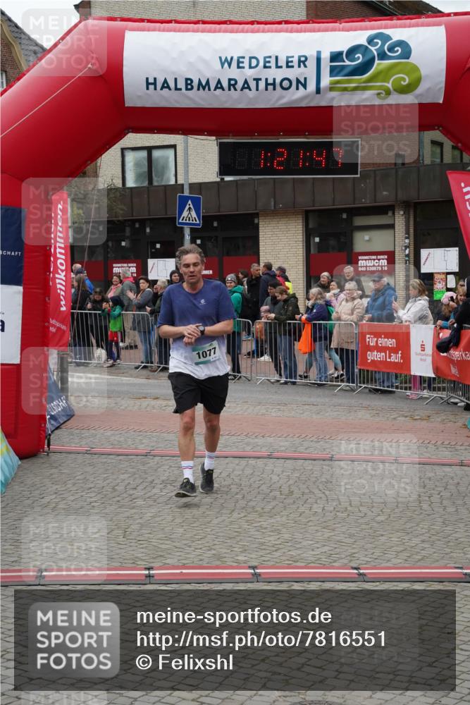 04.05.2025 - 8. Wedeler Halbmarathon Felixshl http://msf.ph/oto/7816551 04.05.2025 11:21:45 Ziel 464, 1077, 1144 meine-sportfotos.de