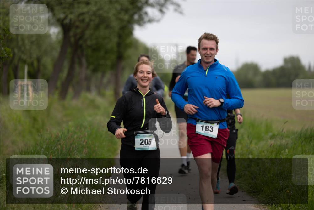 04.05.2025 - 8. Wedeler Halbmarathon Michael Strokosch http://msf.ph/oto/7816629 04.05.2025 11:15:47 Laufen 205, 183 meine-sportfotos.de