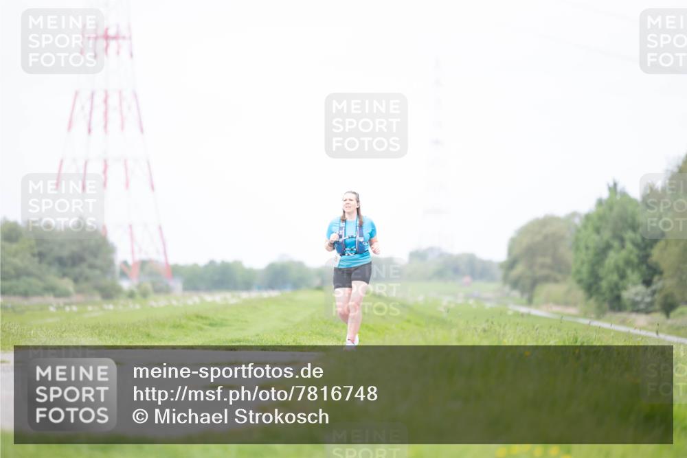 04.05.2025 - 8. Wedeler Halbmarathon Michael Strokosch http://msf.ph/oto/7816748 04.05.2025 11:38:50 Laufen  meine-sportfotos.de