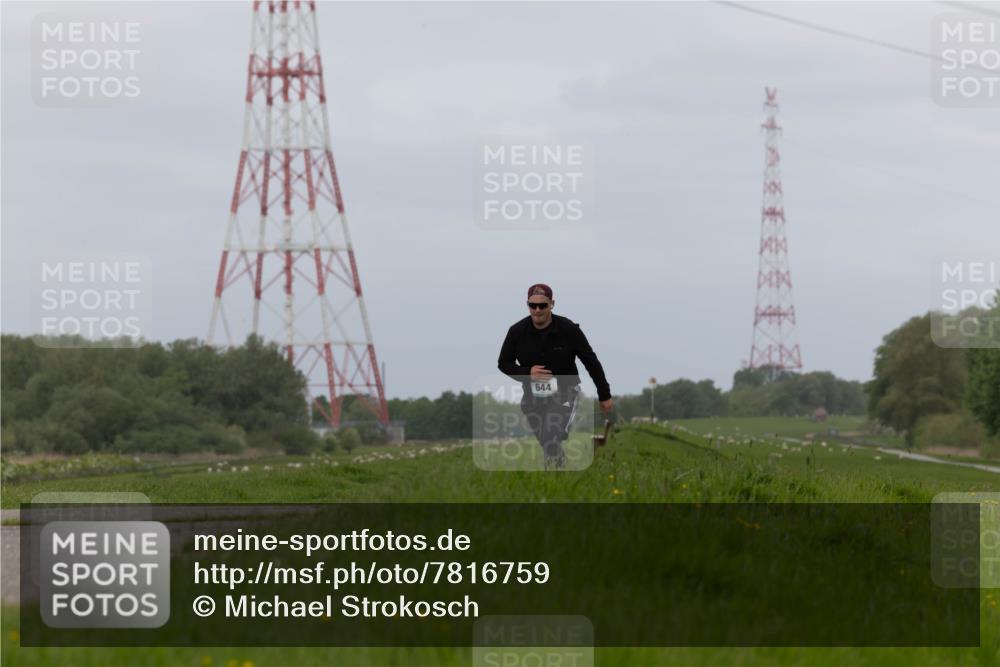 04.05.2025 - 8. Wedeler Halbmarathon Michael Strokosch http://msf.ph/oto/7816759 04.05.2025 11:39:16 Laufen 644, 1414 meine-sportfotos.de