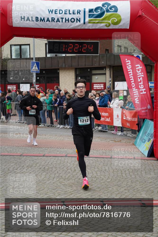 04.05.2025 - 8. Wedeler Halbmarathon Felixshl http://msf.ph/oto/7816776 04.05.2025 11:22:22 Ziel 1044, 1212 meine-sportfotos.de