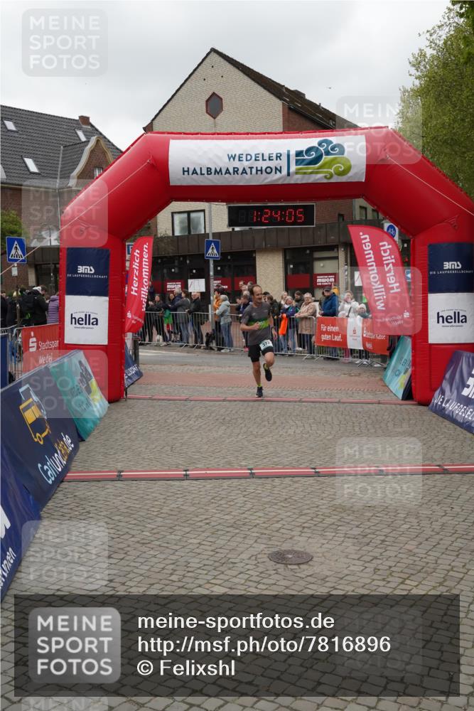 04.05.2025 - 8. Wedeler Halbmarathon Felixshl http://msf.ph/oto/7816896 04.05.2025 11:24:03 Ziel 373, 993 meine-sportfotos.de