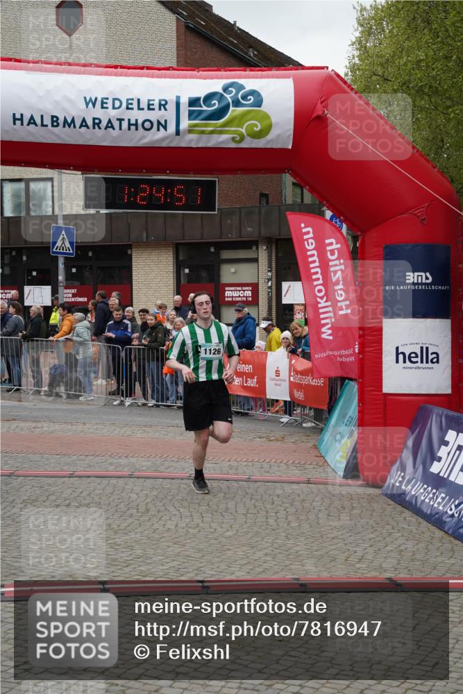 04.05.2025 - 8. Wedeler Halbmarathon Felixshl http://msf.ph/oto/7816947 04.05.2025 11:24:49 Ziel 626, 827, 1126 meine-sportfotos.de
